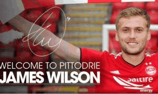  曼联租借妖星爆发，独造三球击退布伦特福德  