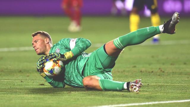  波鸿门将超神表现零封莱比锡攻击群  